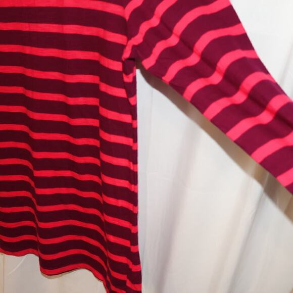 Old Navy T Shirt 3/4 Sleeve Size Large Red Pink Stiped - Picture 4 of 13